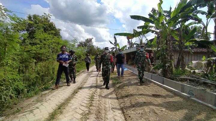 Danrem 082/CPYJ : Masyarakat Dan Pemdes Optimalkan Hasil TMMD Tambakrejo Bojonegoro